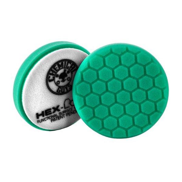 Green Hex-Logic pad spreads the polishing compound over the surface for an even cut and attractive polishing outcome